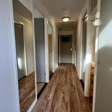 Comfortable For 4 People Hébergement de vacances Sint Maartensvlotbrug