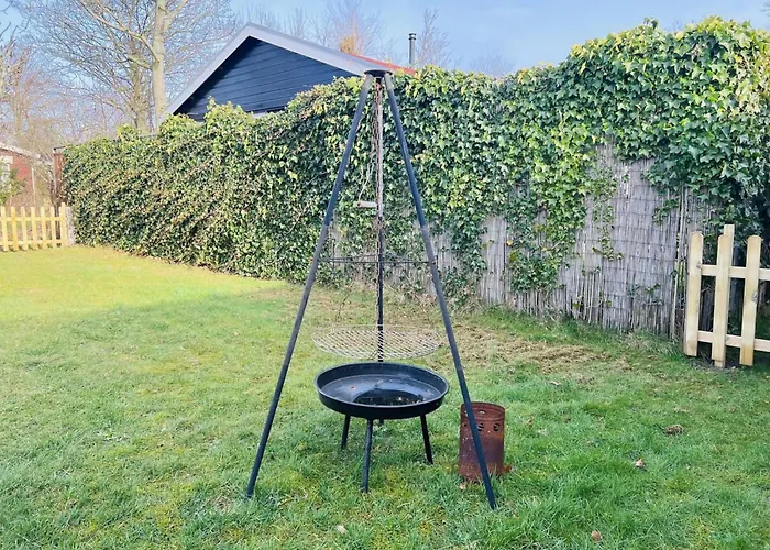 Comfortable For 4 People * Sint Maartensvlotbrug