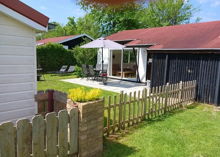 Comfortable For 4 People * Sint Maartensvlotbrug