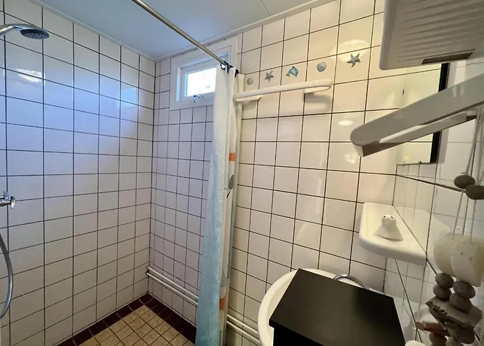 Feriehus Comfortable For 4 People Sint Maartensvlotbrug