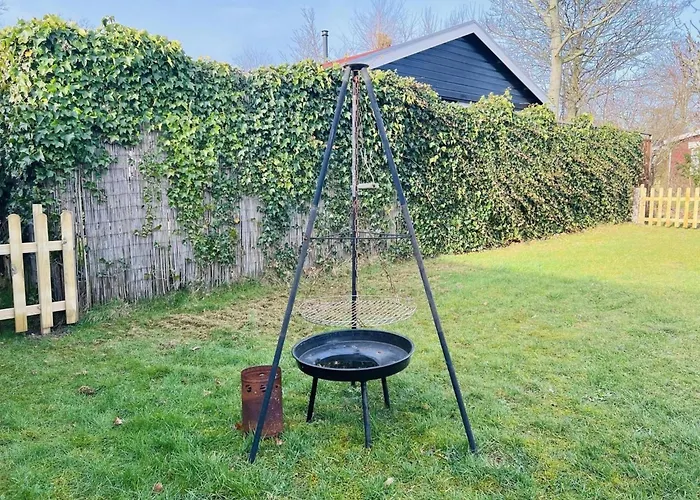 Comfortable For 4 People * Sint Maartensvlotbrug