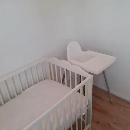 Semesterbostad Comfortable For 4 People *
